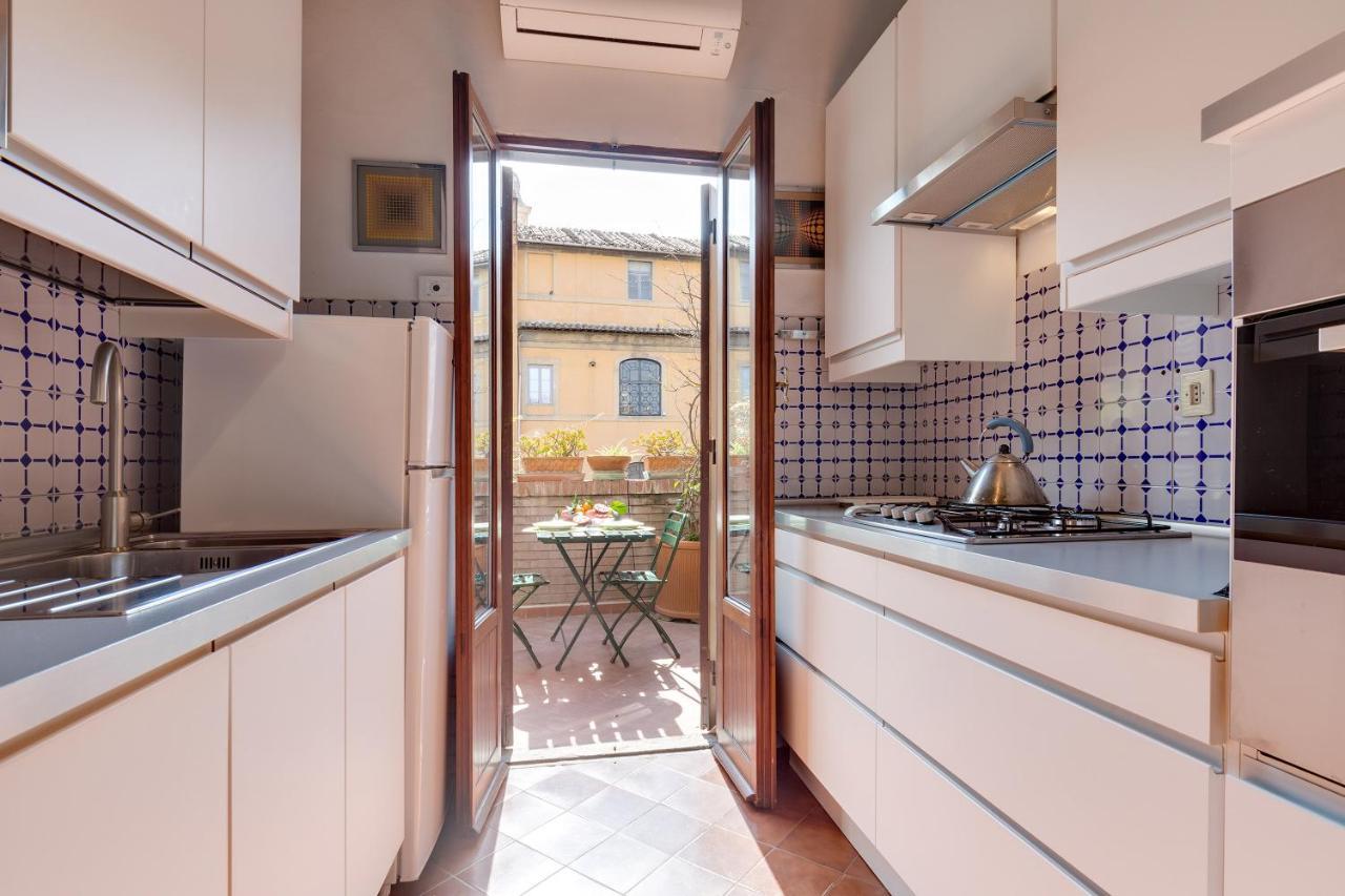 Rome As You Feel - Luxury Cappellari Apartment Екстериор снимка
